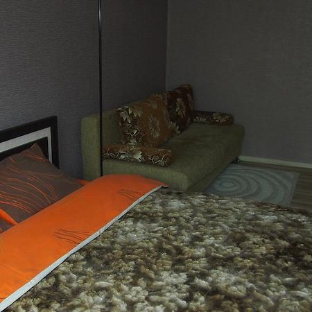 Apartment Lenin Baranavichy Esterno foto