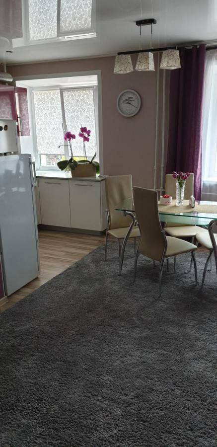 Apartment Lenin Baranavichy Esterno foto
