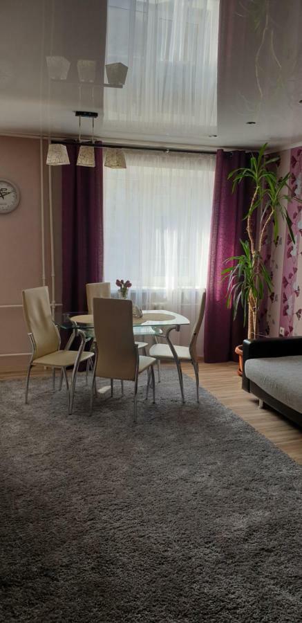 Apartment Lenin Baranavichy Esterno foto